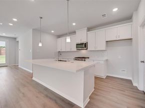 817  Hayes Court , Crowley Texas 76036