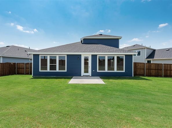 817  Hayes Court , Crowley Texas 76036