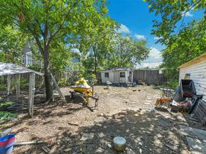 3842  Davila Drive , Dallas Texas 75220
