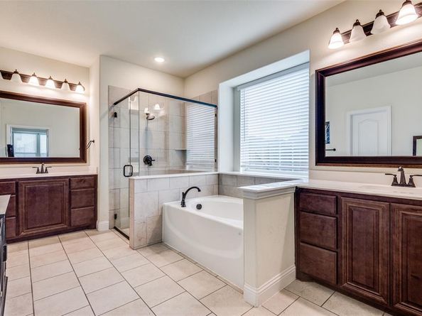1220  Richard Pittmon Drive , DeSoto Texas 75115