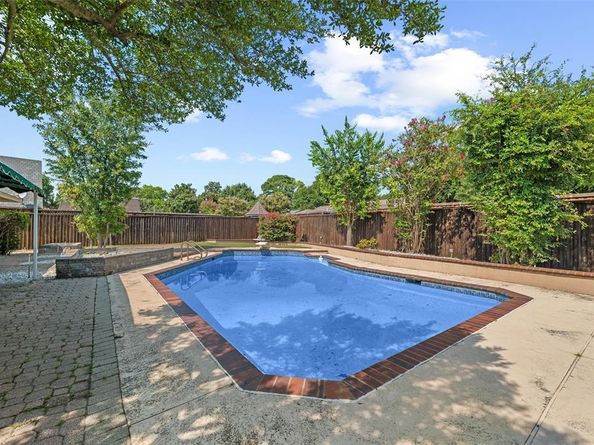 3000  Gentry Road , Irving Texas 75062