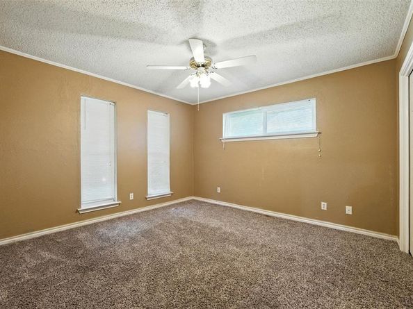 3000  Gentry Road , Irving Texas 75062