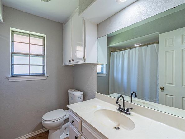 7509  Pear Tree Lane , Fort Worth Texas 76133