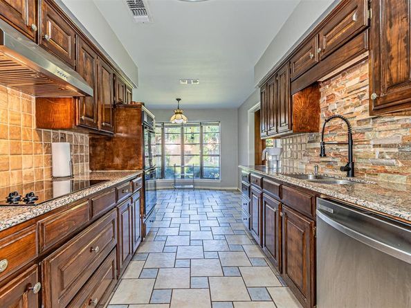 7509  Pear Tree Lane , Fort Worth Texas 76133