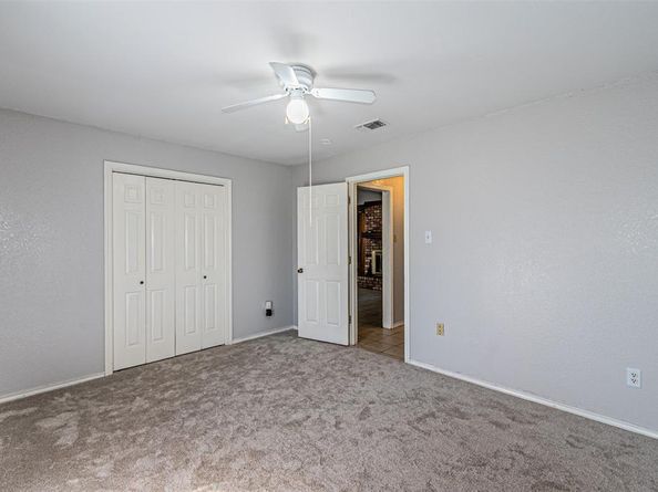 7509  Pear Tree Lane , Fort Worth Texas 76133