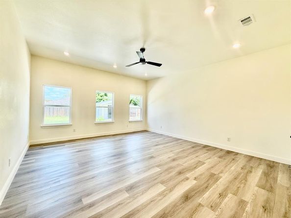 4908  Farrier Court , Grand Prairie Texas 75052