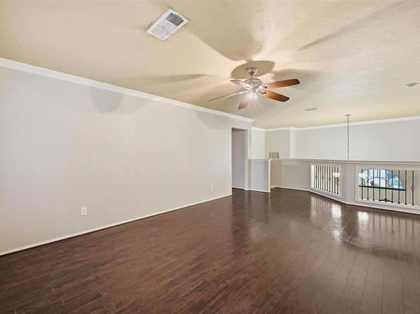 2832  Grandview Drive , Grand Prairie Texas 75052