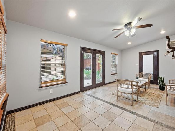 2832  Grandview Drive , Grand Prairie Texas 75052