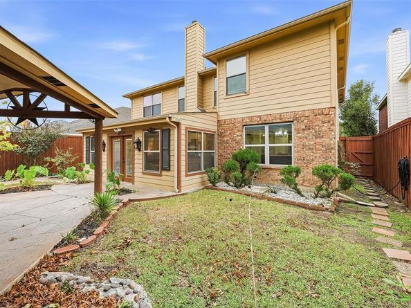 2832  Grandview Drive , Grand Prairie Texas 75052