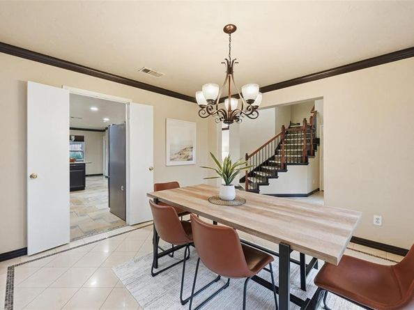 2832  Grandview Drive , Grand Prairie Texas 75052