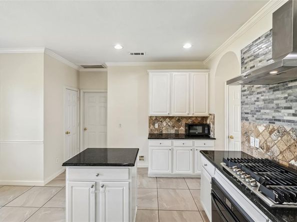5780  Fawn Court , Haltom City Texas 76137