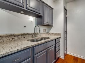 4851  Cedar Springs Road  292, Dallas Texas 75219