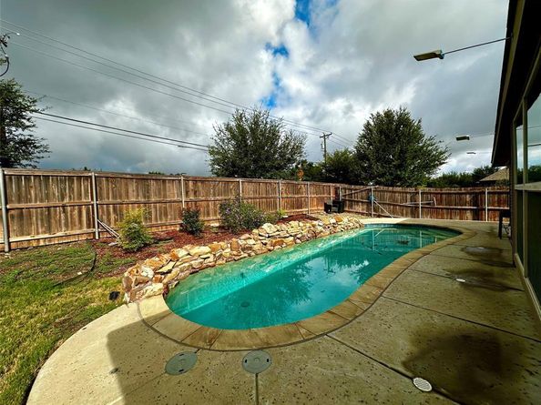 11916  Long Stone Drive , Burleson Texas 76028