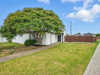 6082  Dooley Drive 