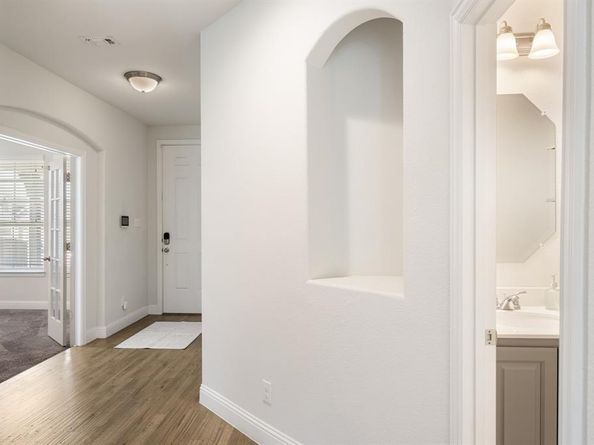 315  Hudson Court , Kennedale Texas 76060