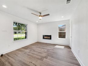 1608  Wynn Terrace , Arlington Texas 76010