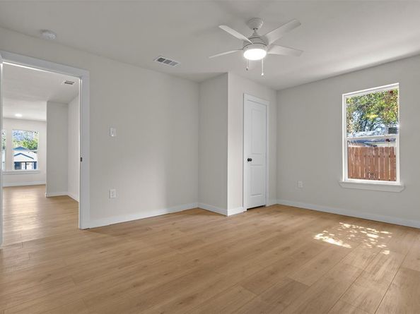 2404  Wilson Road , Fort Worth Texas 76112