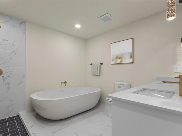 2404  Wilson Road , Fort Worth Texas 76112