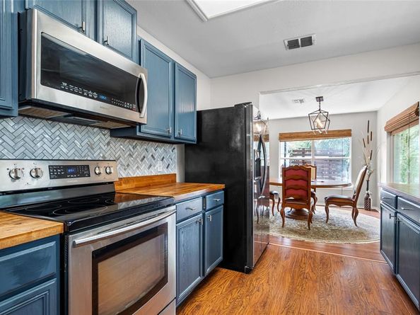 1901  Yellowstone Lane , Corinth Texas 76210