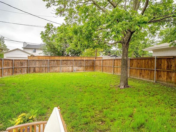 1768  Mapleton Drive , Dallas Texas 75228