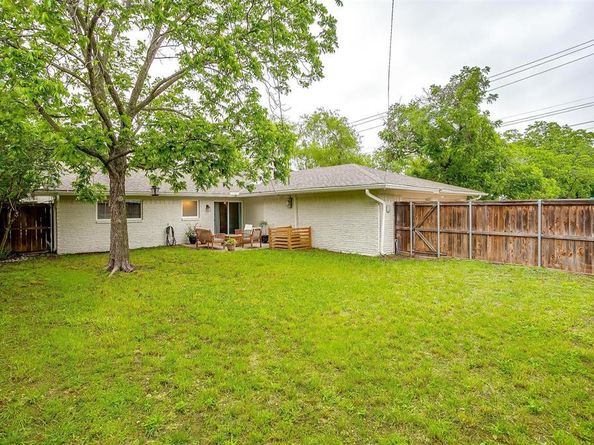 1768  Mapleton Drive , Dallas Texas 75228