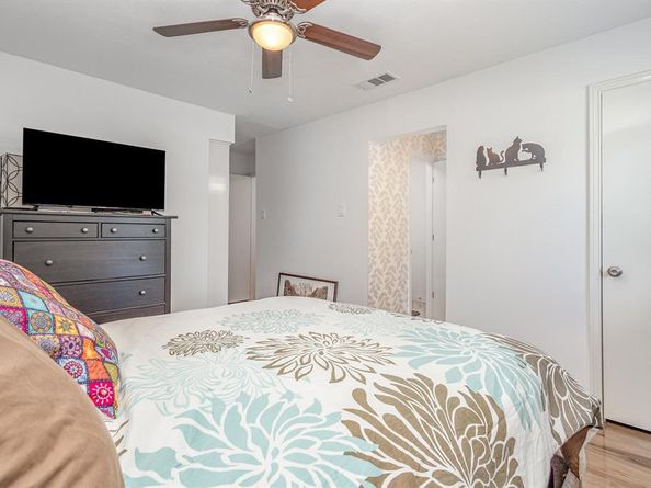 15515  Leavalley Circle , Dallas Texas 75248