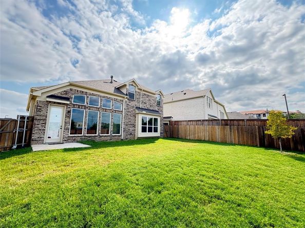 323  Butternut Way , Irving Texas 75063