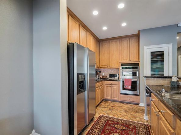 5038  Westgrove Drive  5038, Dallas Texas 75248