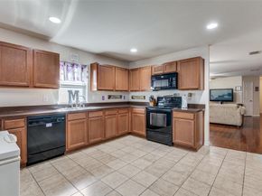 8119  Lost Canyon Trail , Arlington Texas 76002