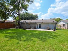 1636  Bending Oaks Trail , Dallas Texas 75217