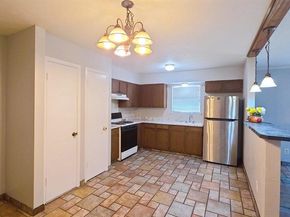 1636  Bending Oaks Trail , Dallas Texas 75217