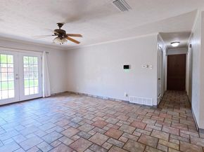 1636  Bending Oaks Trail , Dallas Texas 75217