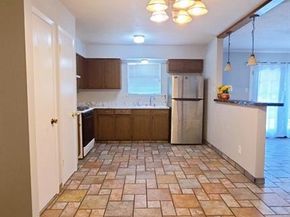 1636  Bending Oaks Trail , Dallas Texas 75217