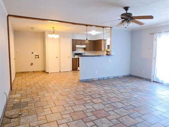 1636  Bending Oaks Trail , Dallas Texas 75217