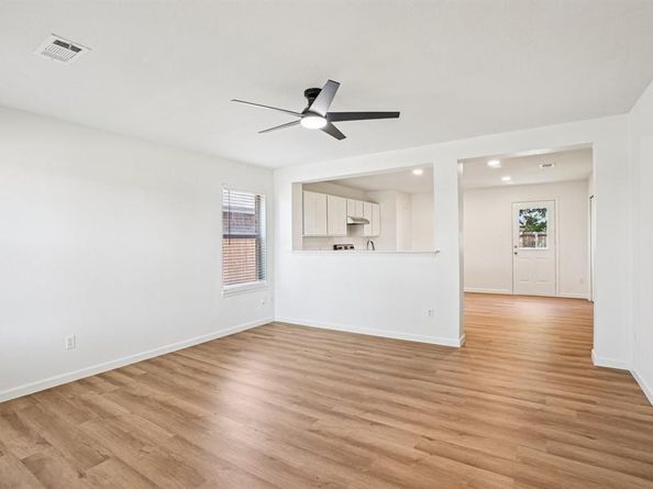 3920  Gray Oak Place , Dallas Texas 75212