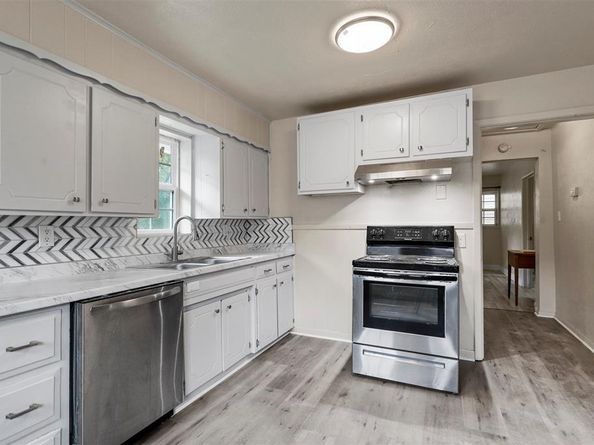 3142  Sappington Place , Fort Worth Texas 76116