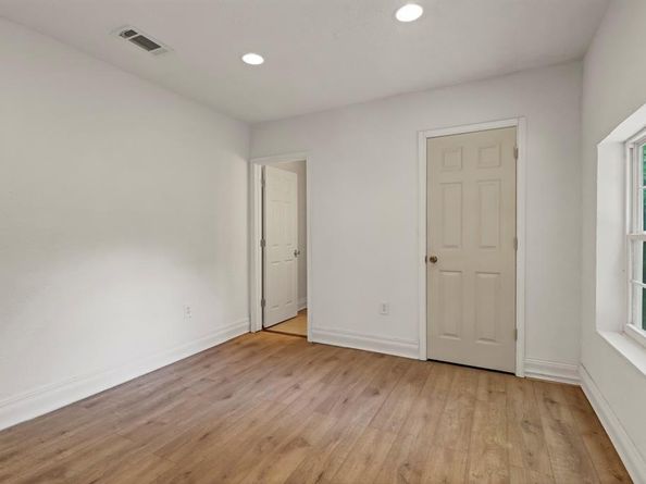 3142  Sappington Place , Fort Worth Texas 76116