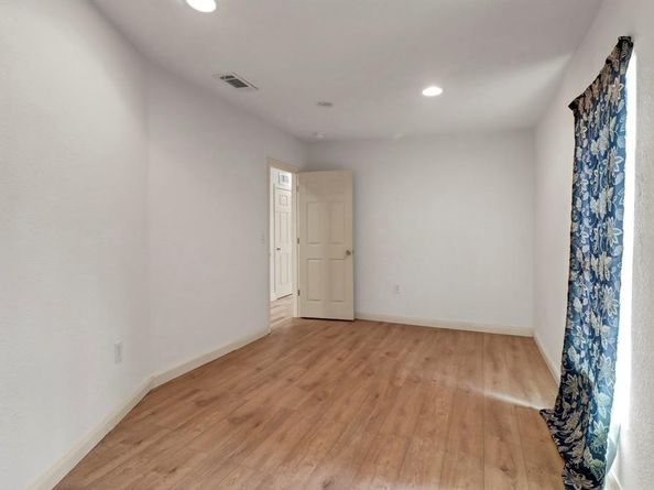 3142  Sappington Place , Fort Worth Texas 76116