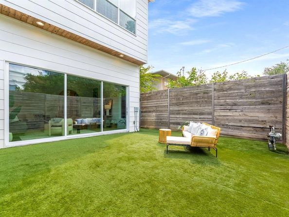 5943  Oram Street , Dallas Texas 75206