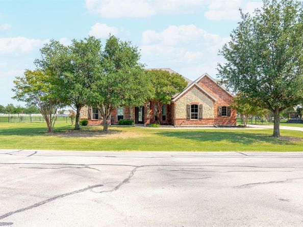 1125  Maida Vale Lane , Haslet Texas 76052