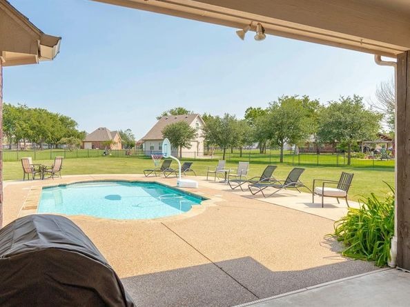 1125  Maida Vale Lane , Haslet Texas 76052