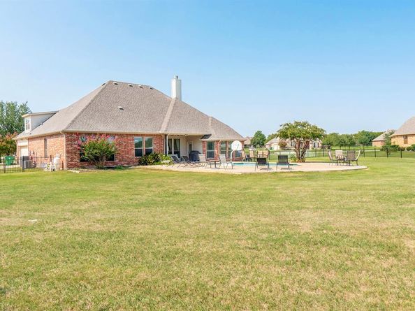 1125  Maida Vale Lane , Haslet Texas 76052