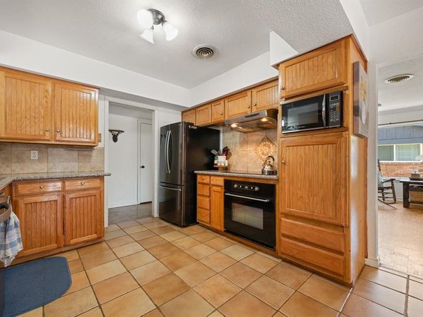 3520  Guadalupe Road , Fort Worth Texas 76116