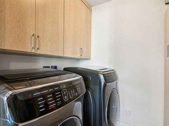 3130 N Harwood Street  705, Dallas Texas 75201
