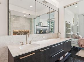 3130 N Harwood Street  705, Dallas Texas 75201