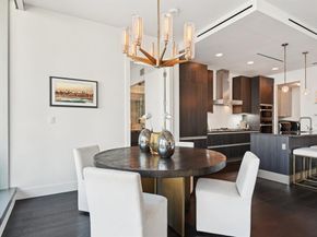 3130 N Harwood Street  705, Dallas Texas 75201