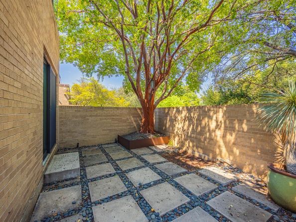 5713  Pershing Avenue , Fort Worth Texas 76107