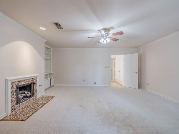 5713  Pershing Avenue , Fort Worth Texas 76107