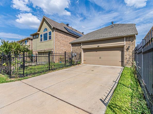 6757 E Prospect Way , Irving Texas 75063
