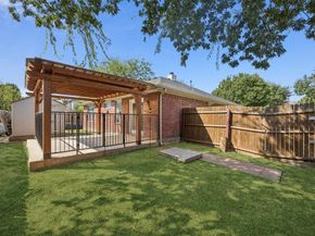 200  Lincoln Lane , Crowley Texas 76036
